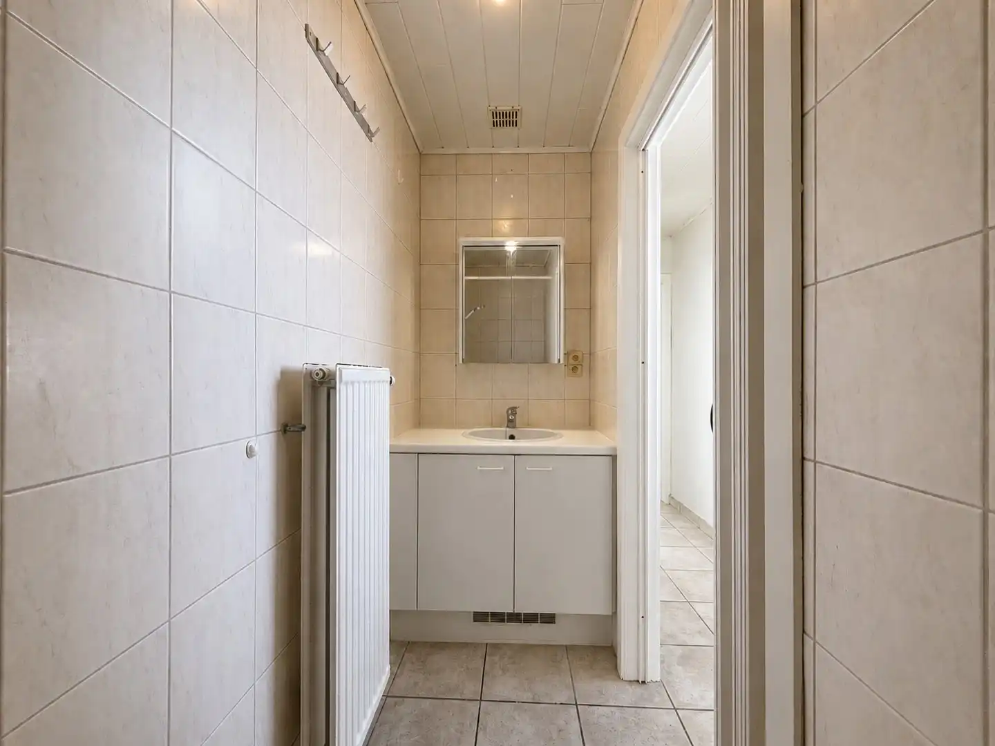 Rijwoning met 3 slaapkamers en tuintje vlakbij centrum Zomergem foto 12
