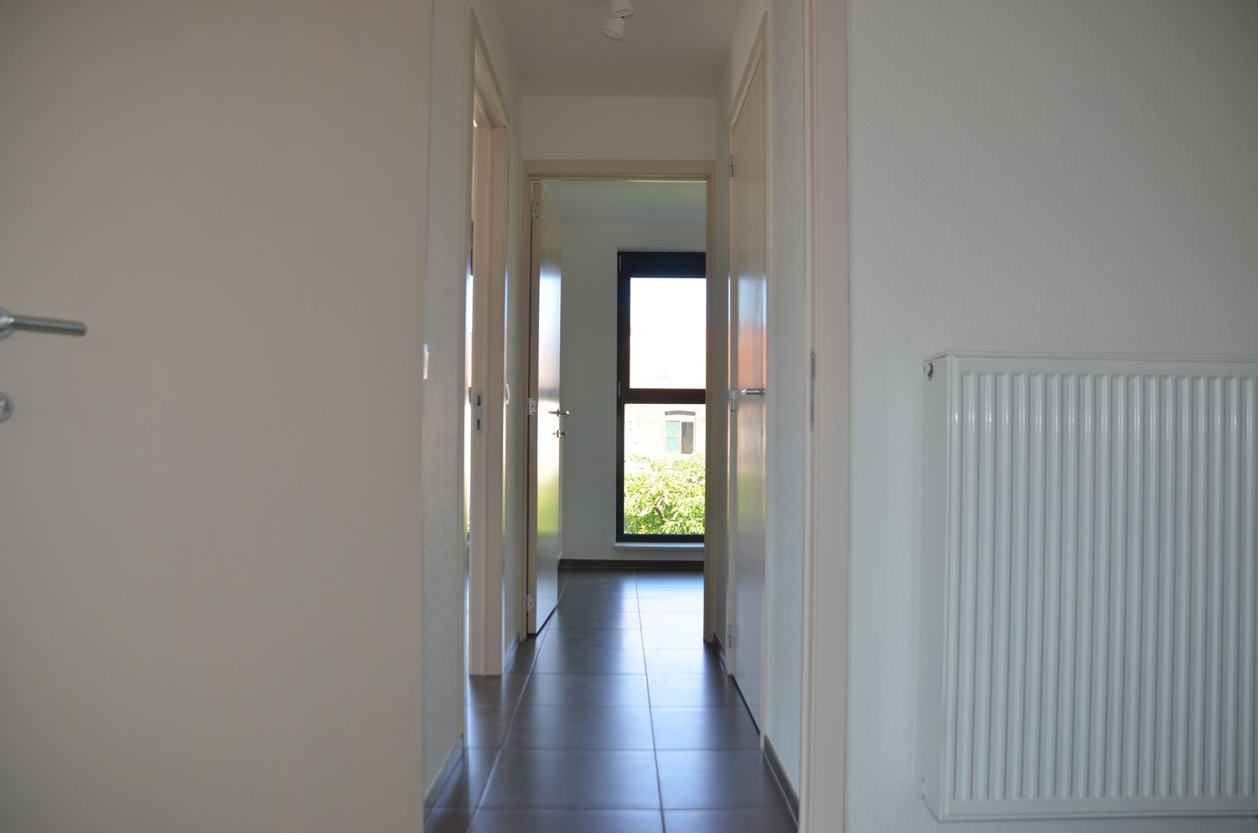 Ruim appartement met prachtig terras en autostandplaats !! foto 7