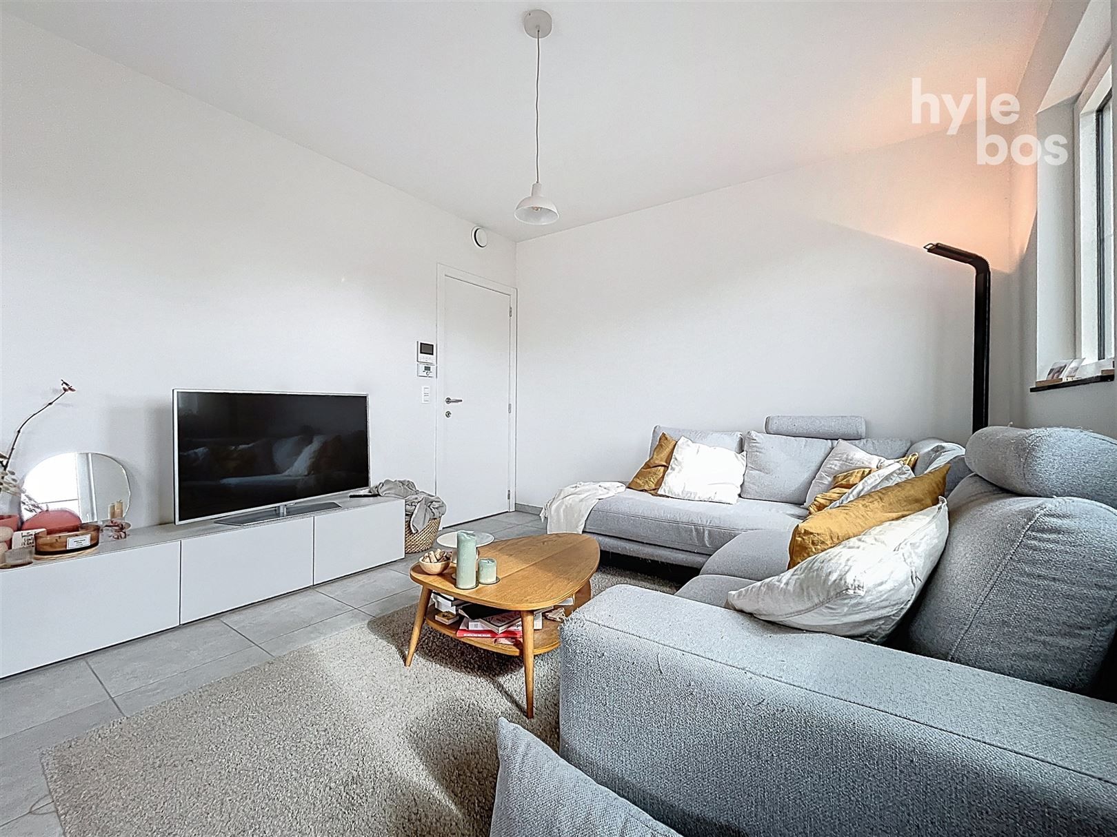 Lichtrijk, instapklaar appartement met autostaanplaats foto 5
