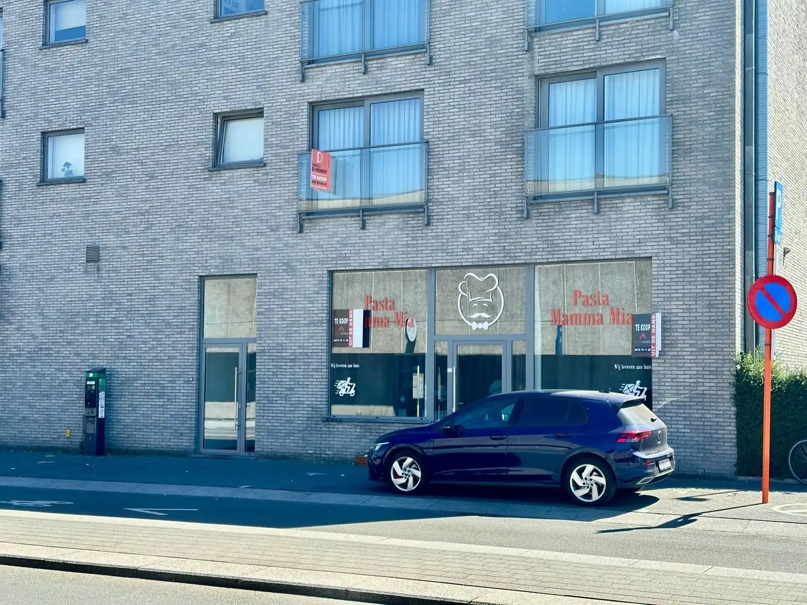 Modern, recent appartement aan het station van Waregem. foto 9