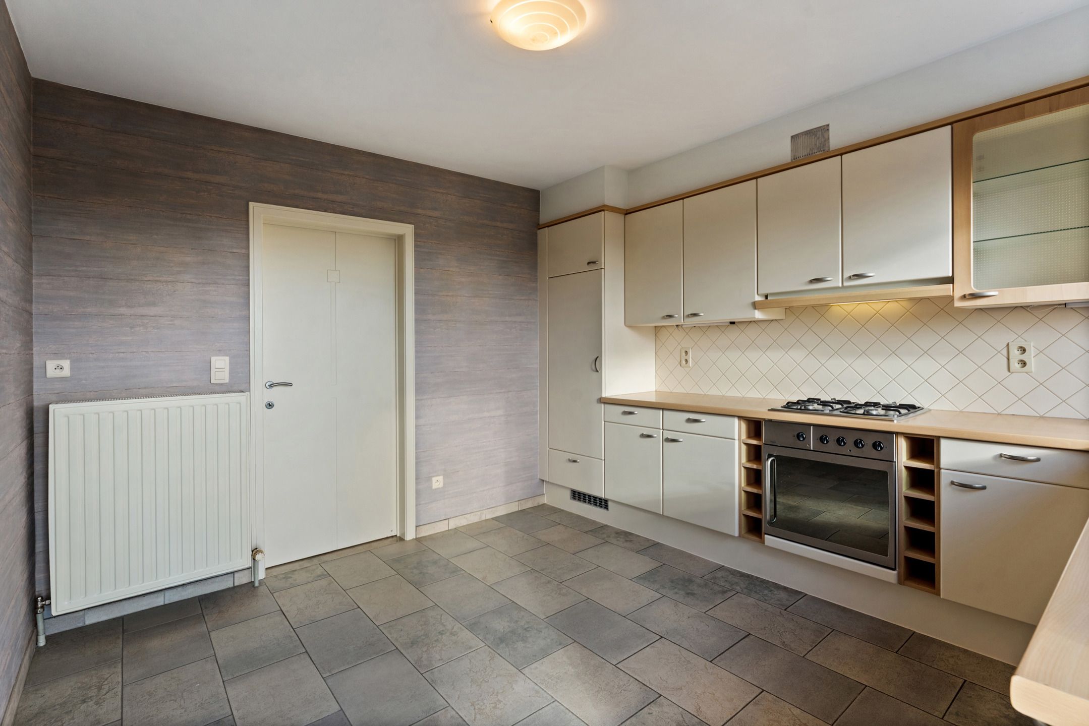 Gelijkvloersapp. met ruime garage te Heukelom foto 8