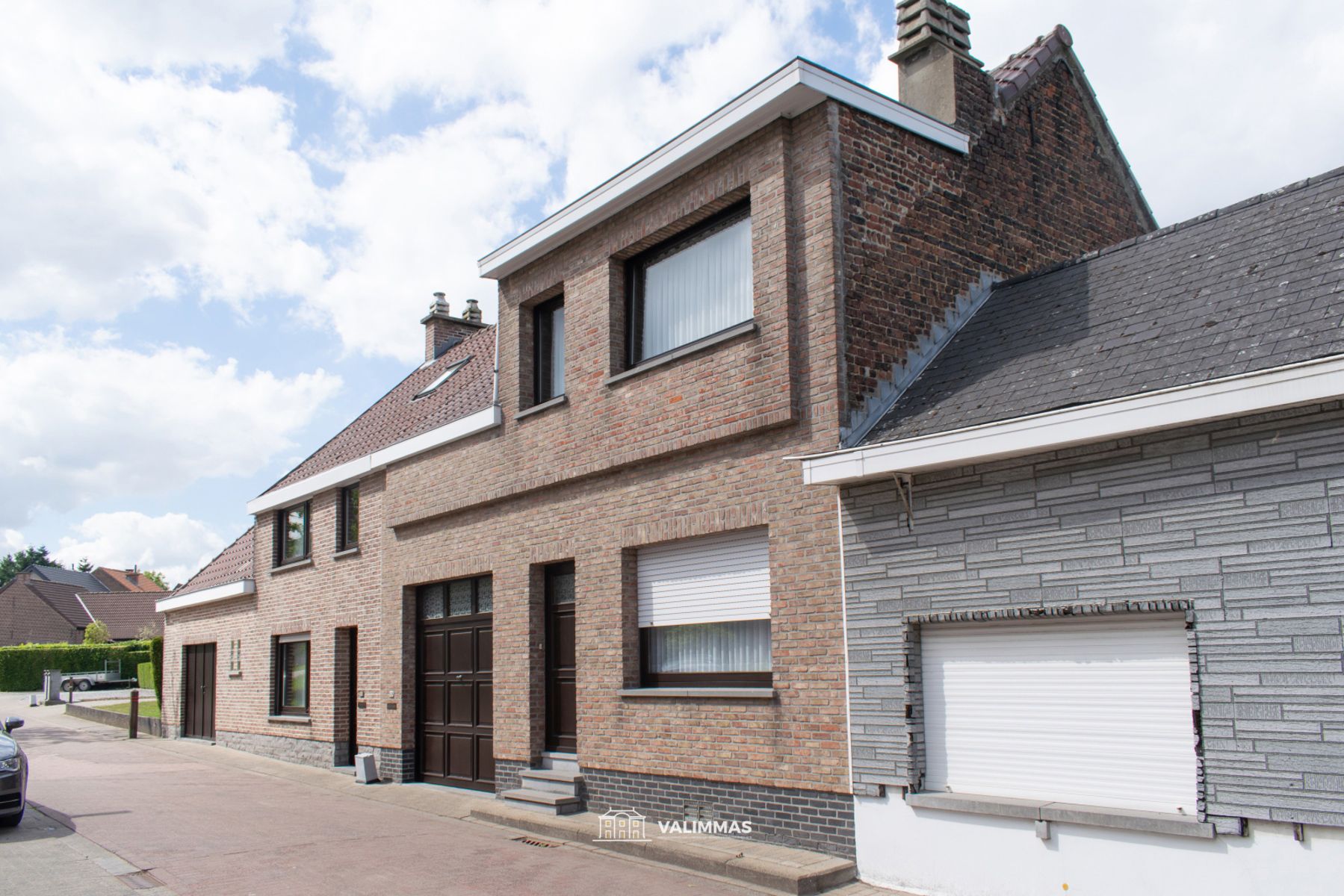 Verzorgde en welgelegen rijwoning met garage en tuintje... foto 3