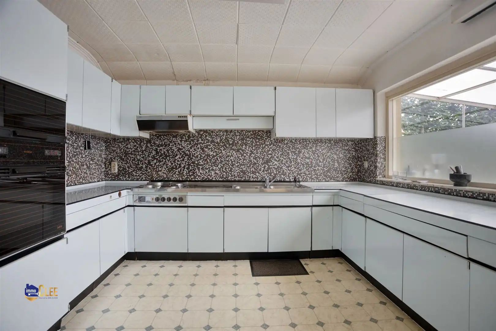 Woning met industriehal op topligging in Maasmechelen foto 8