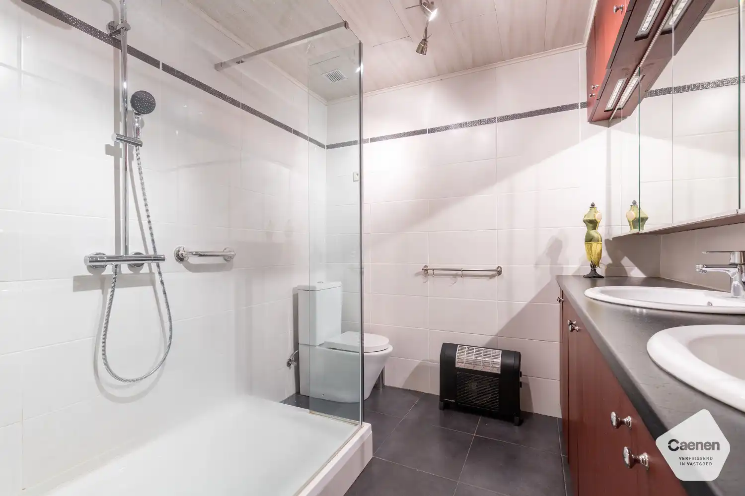 Charmante landelijke woning op een perceel van 1104 m² in een rustige en groene omgeving. foto 9