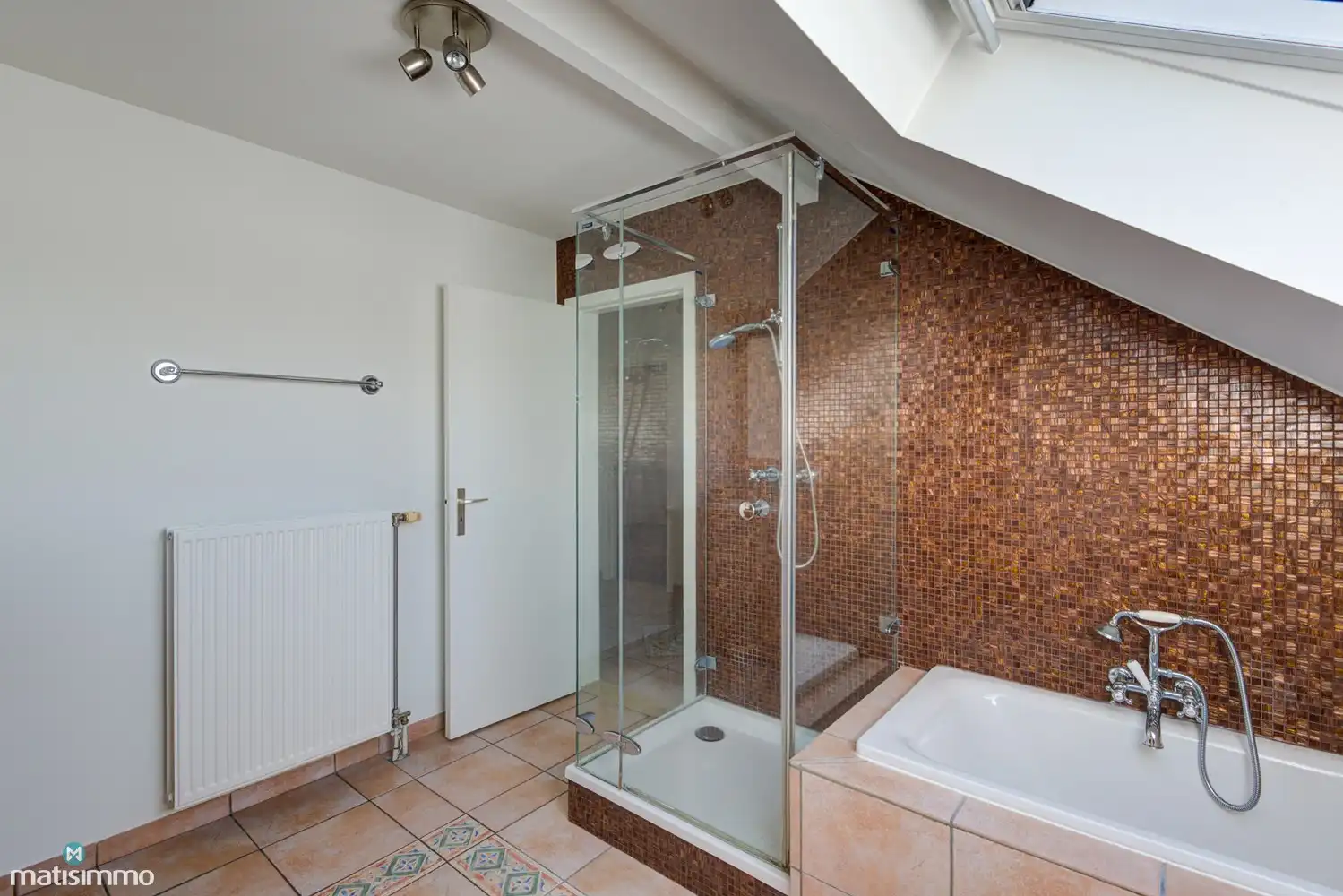 RUSTIG GELEGEN EENGEZINSWONING MET 3 SLAAPKAMERS, RUIME TUIN EN GARAGE TE VLIERMAAL foto 21