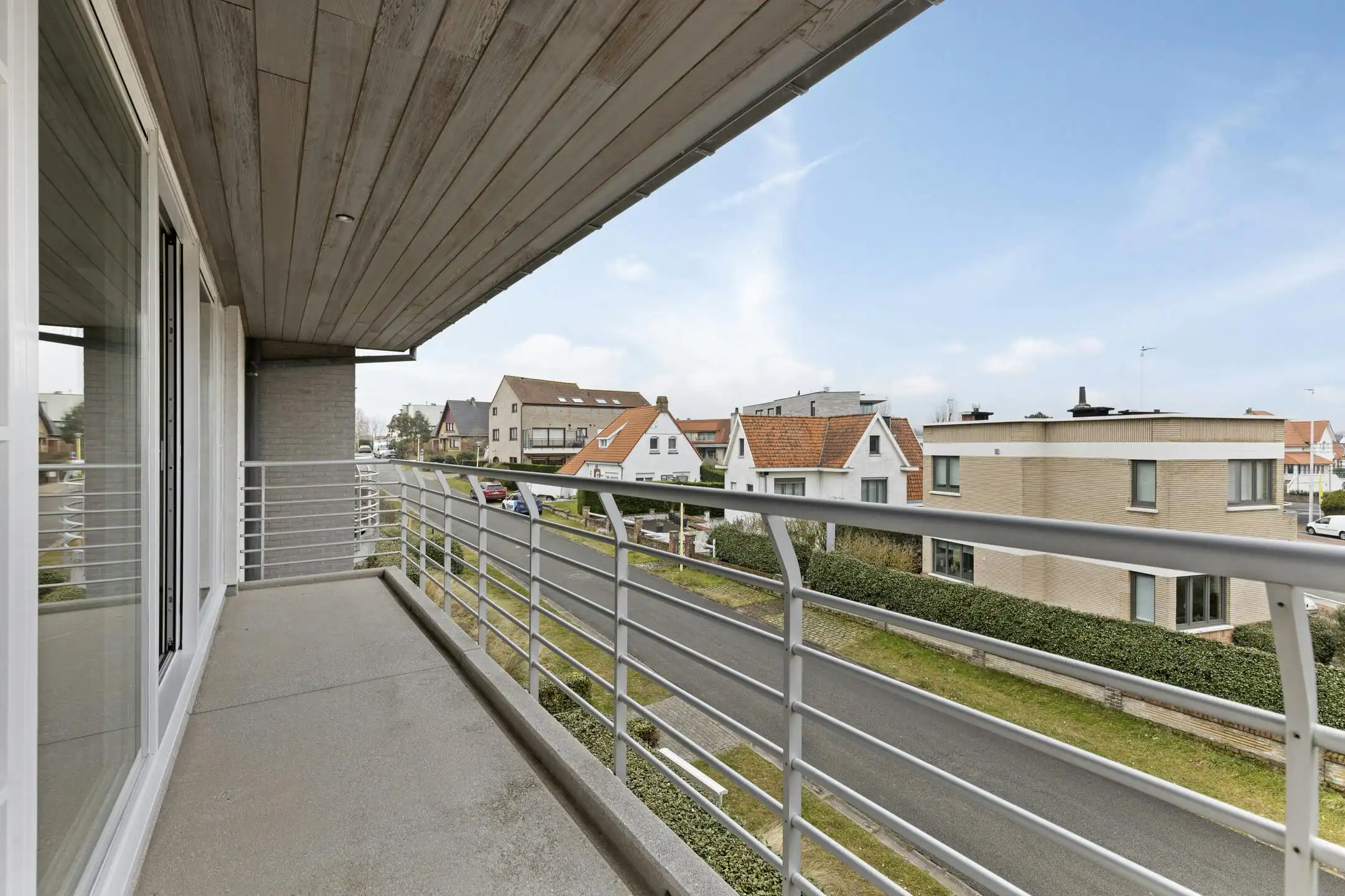 Hoekappartement met 2 slaapkamers en garage in Sint-Idesbald foto 6