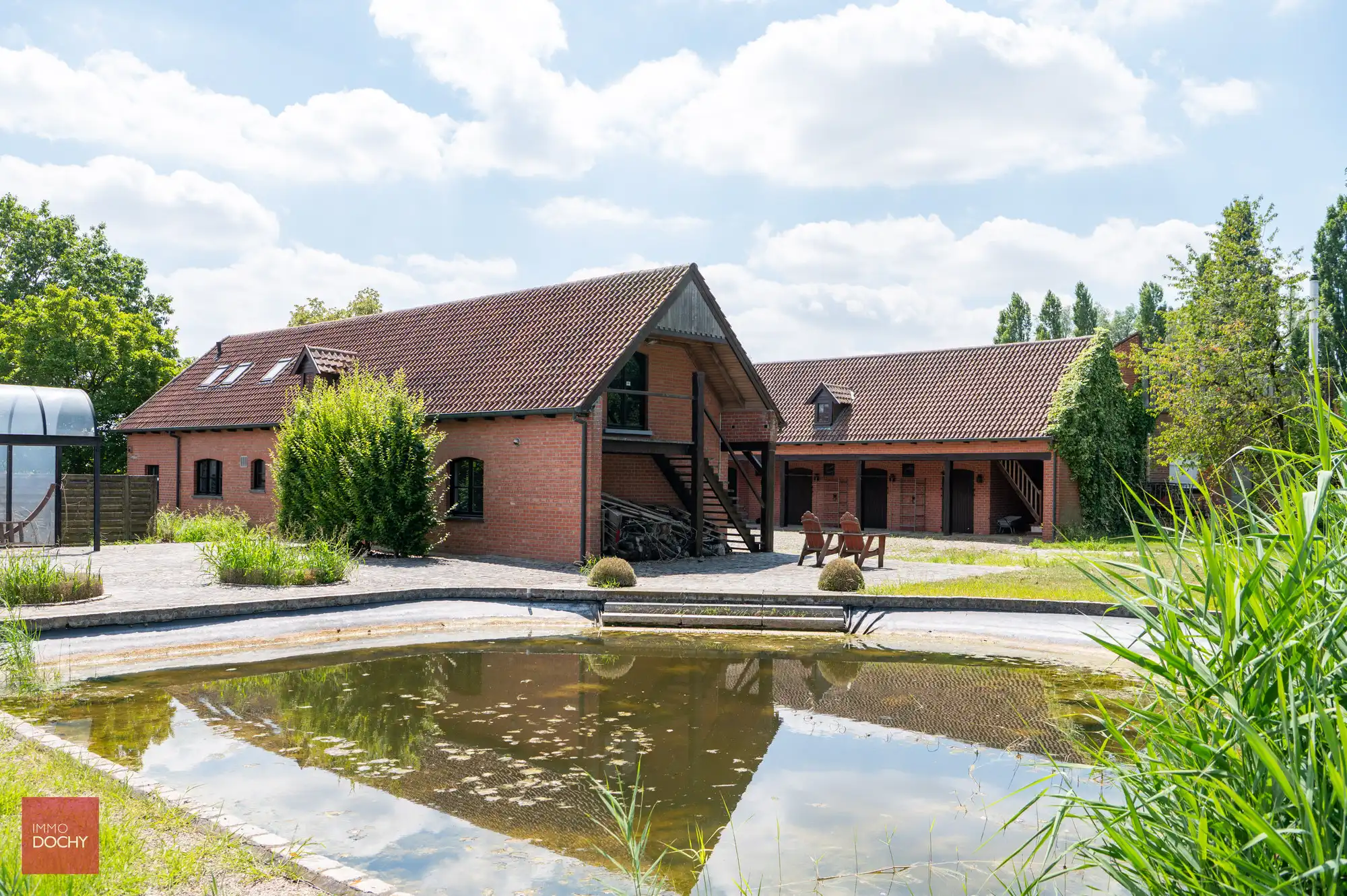 Villa met paardenstallen op 4.876m² foto 13