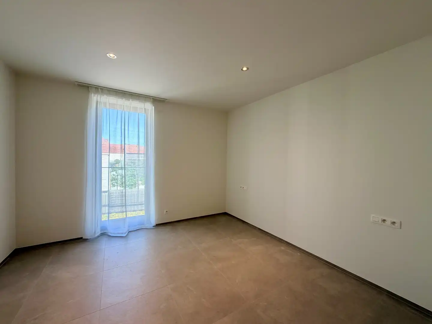 Nieuwbouwappartement met 2 slaapkamers te centrum Tielt! foto 8