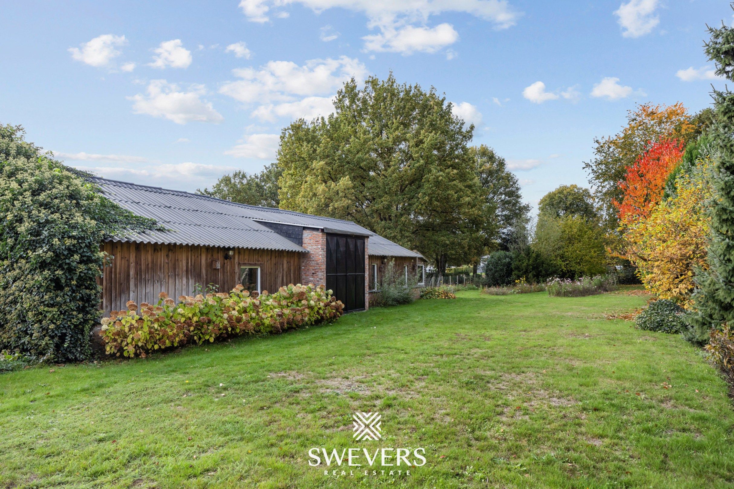 Gerenoveerde woning op 27 are en vergunde stal van 147 m² foto 33