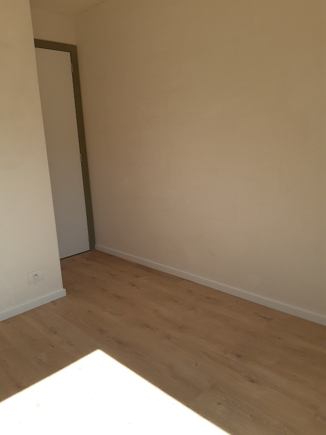 Ruim, stijlvol wonen. foto 22