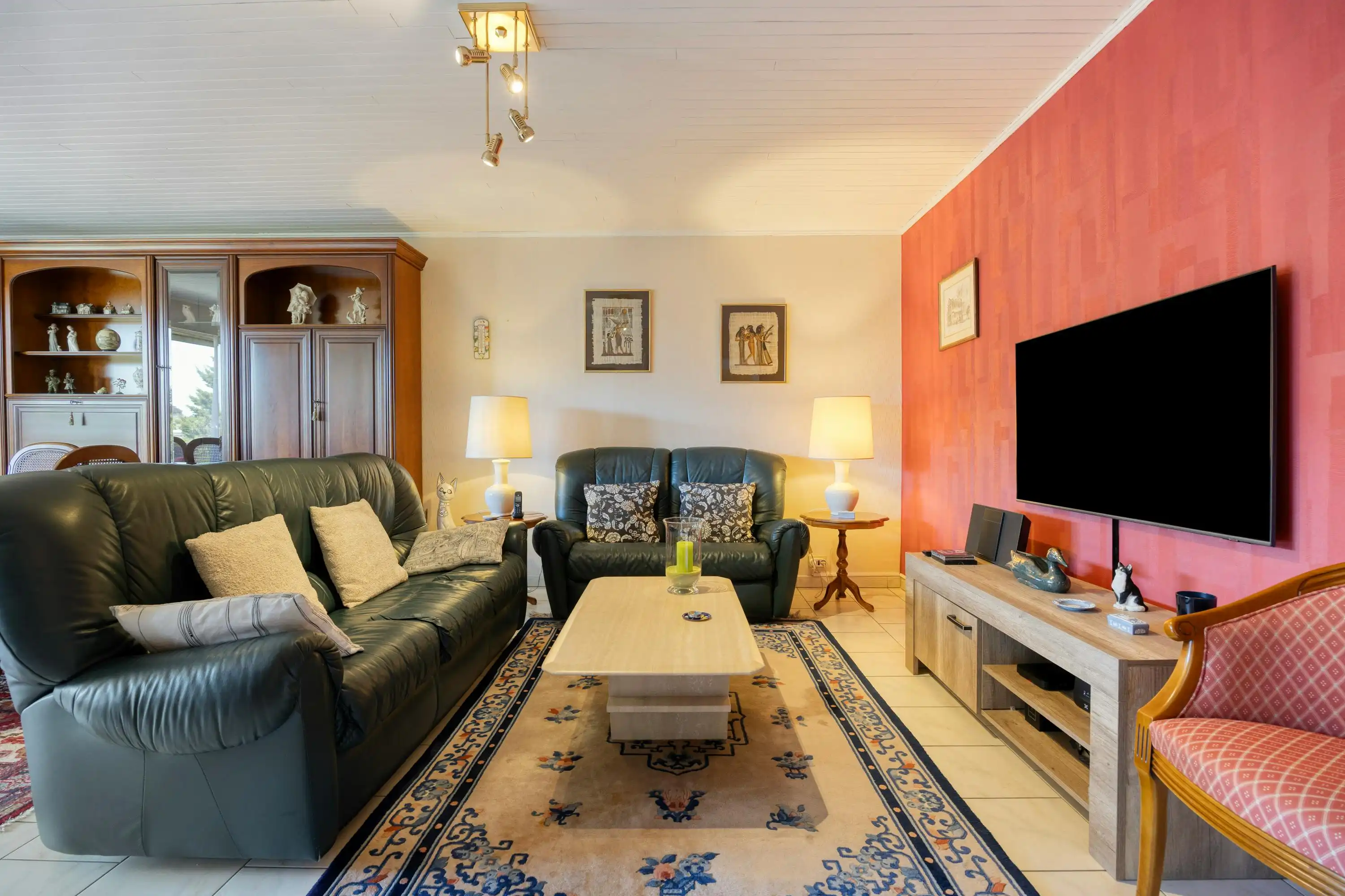 Ruim appartement met 2 slaapkamers te koop in Strombeek foto 3