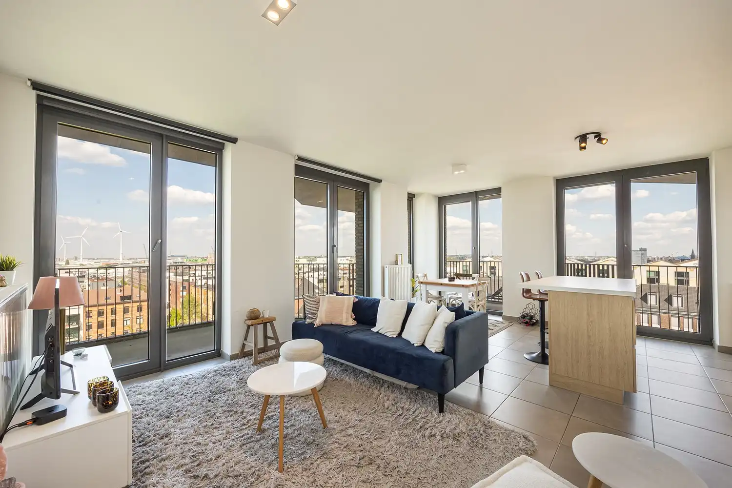 Licht en instapklaar appartement met 2 terrassen (23 m2) op toplocatie ’t Eilandje - Cadiz foto {{pictureIndex}}