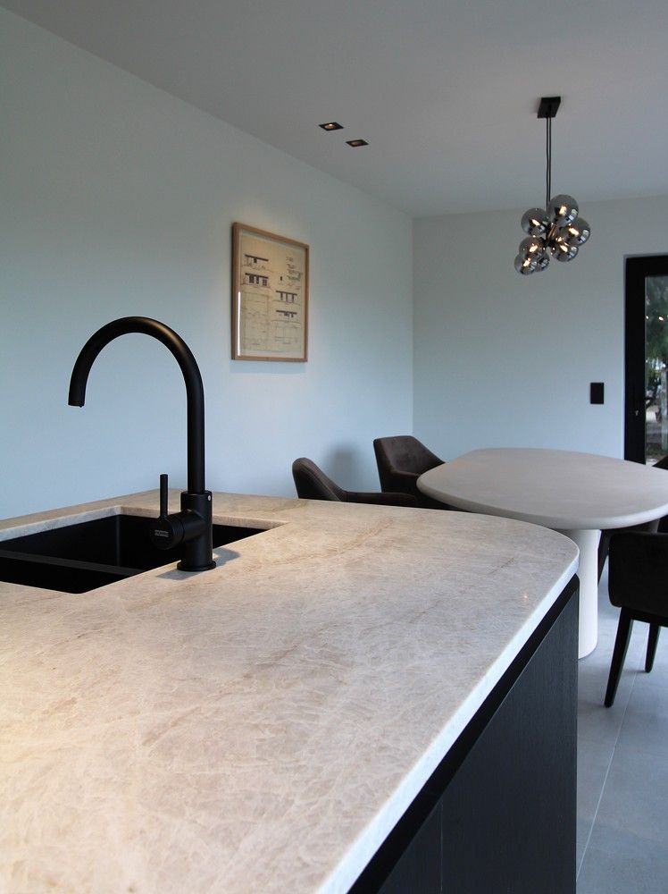 Damme, vlakbij Moerkerke Tot in de puntjes LUXUEUS  gerenoveerde ENERGIEZUINIGE open bebouwing , alles op het gelijkvloers foto 10