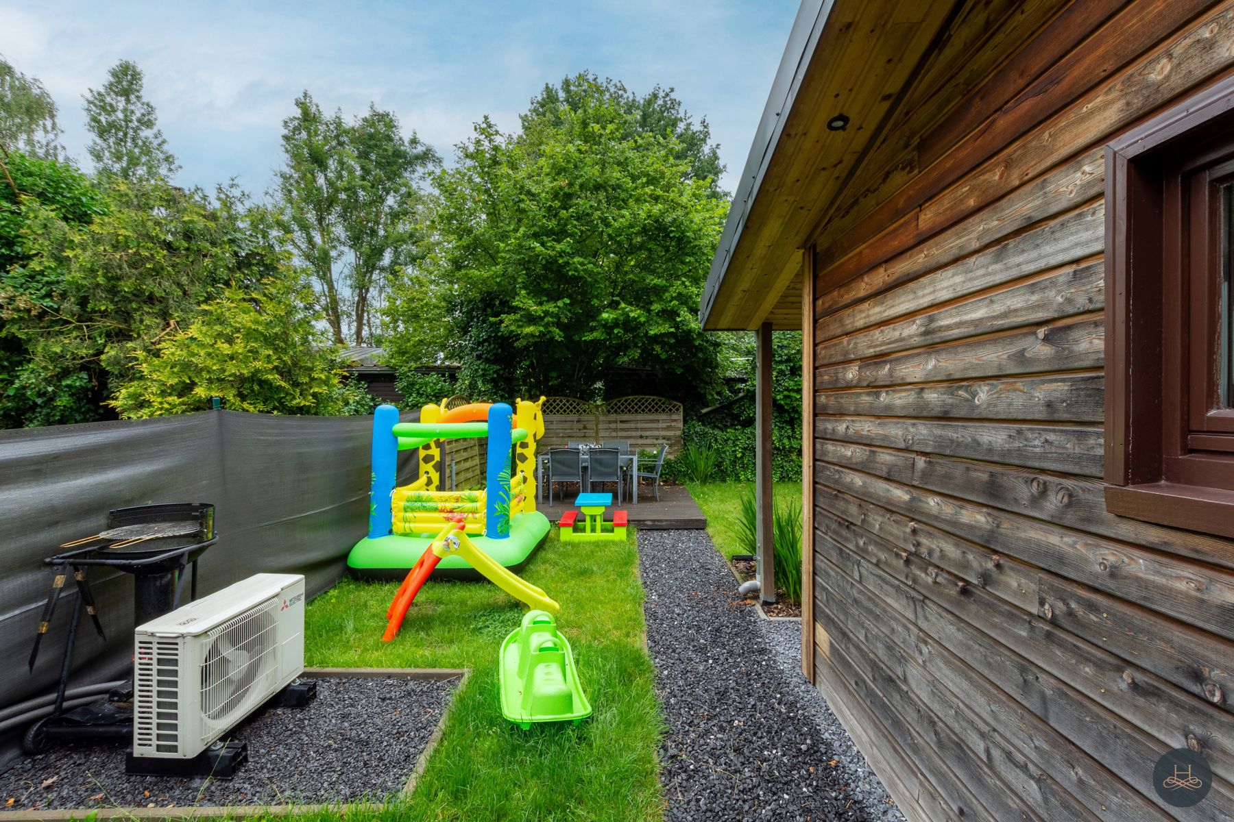 Vernieuwde en instapklare chalet op rustige locatie foto 21