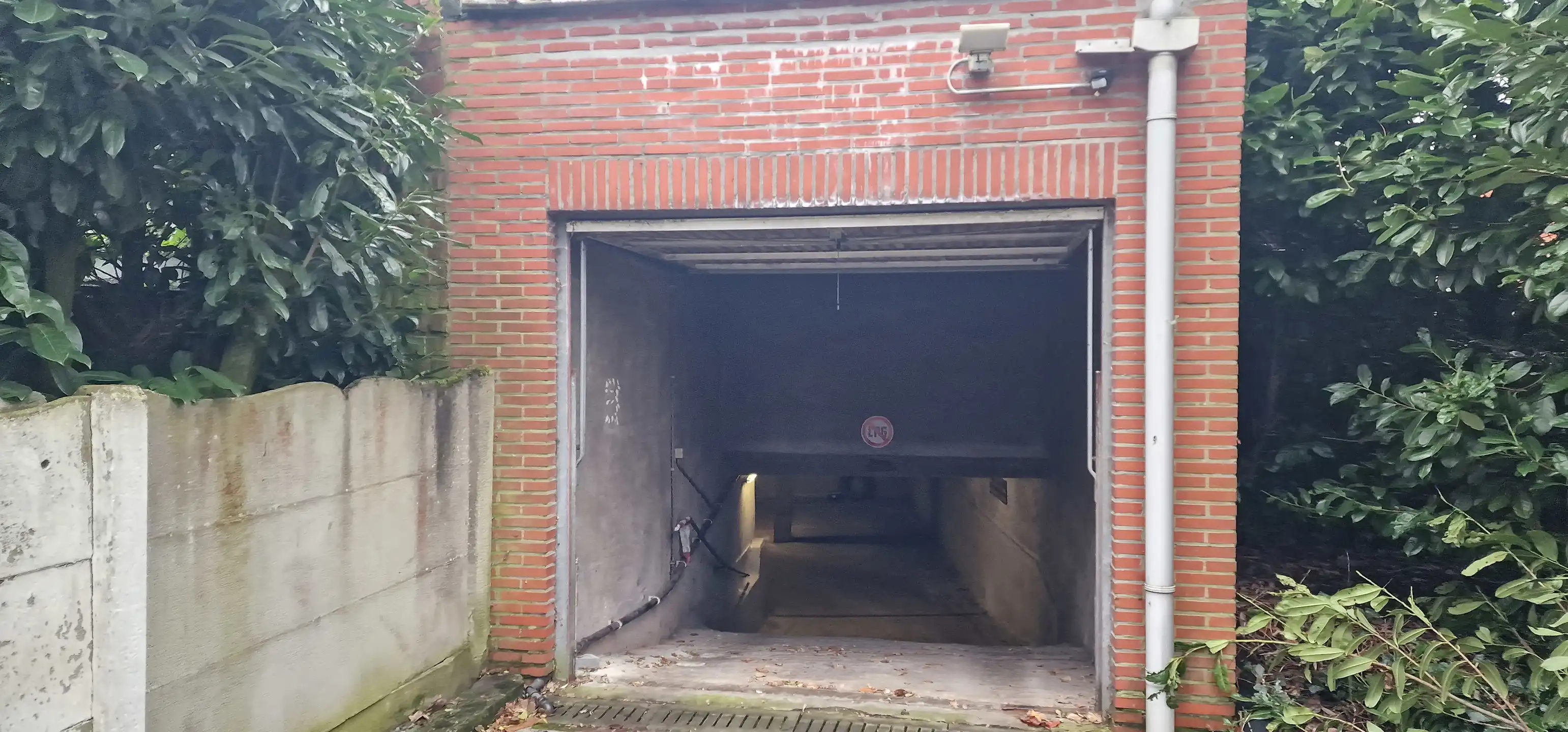 Parkeerplaats te huur foto 3