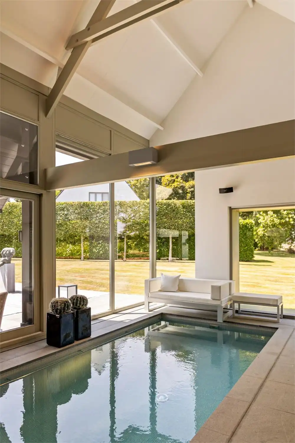 PRACHTIGE LUXEVILLA VERSCHOLEN IN HET PRIVÉDOMEIN ‘VLIERINGENPARK’ foto 13