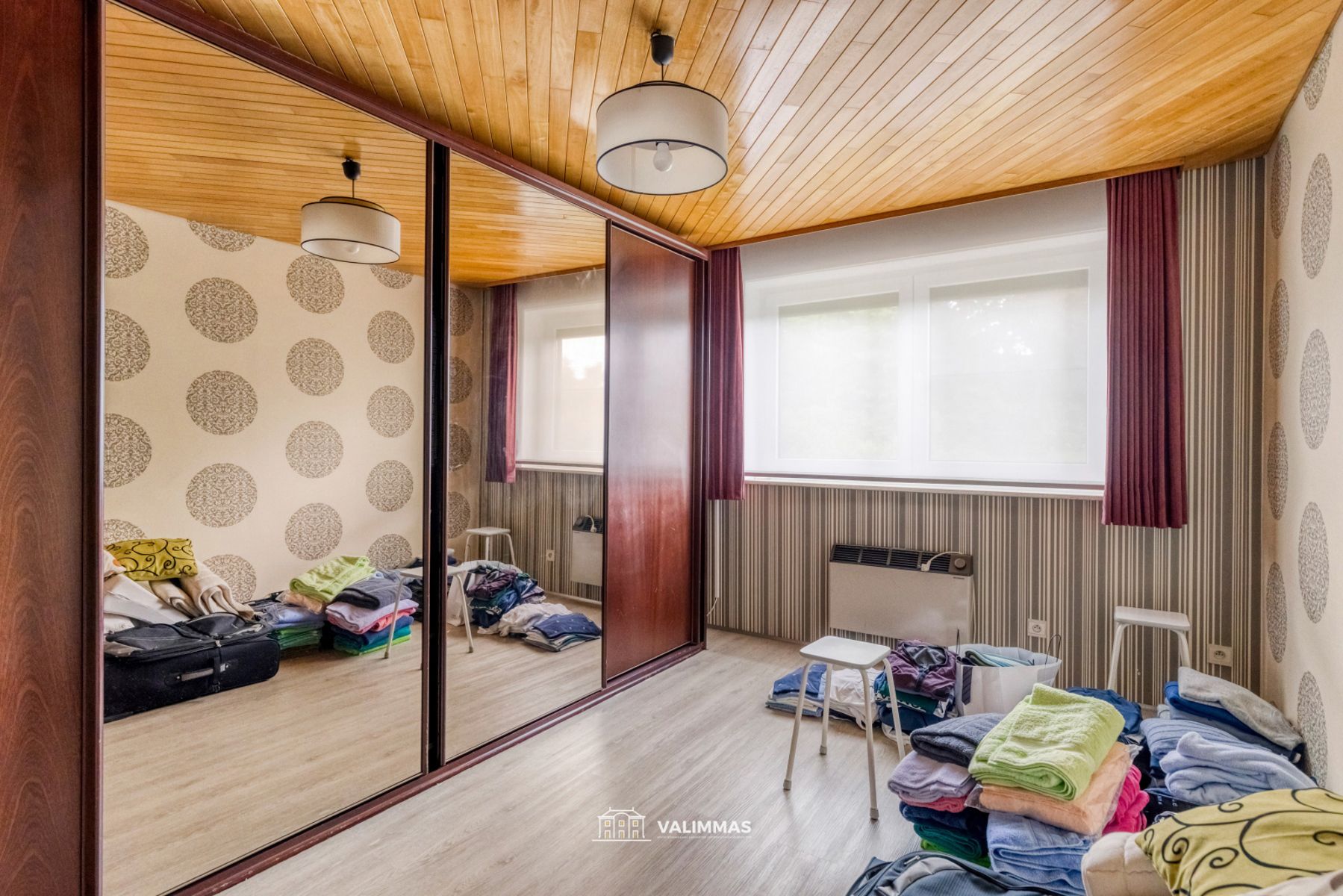 Residentieel gelegen driegevelwoning met mooie tuin & garage foto 11