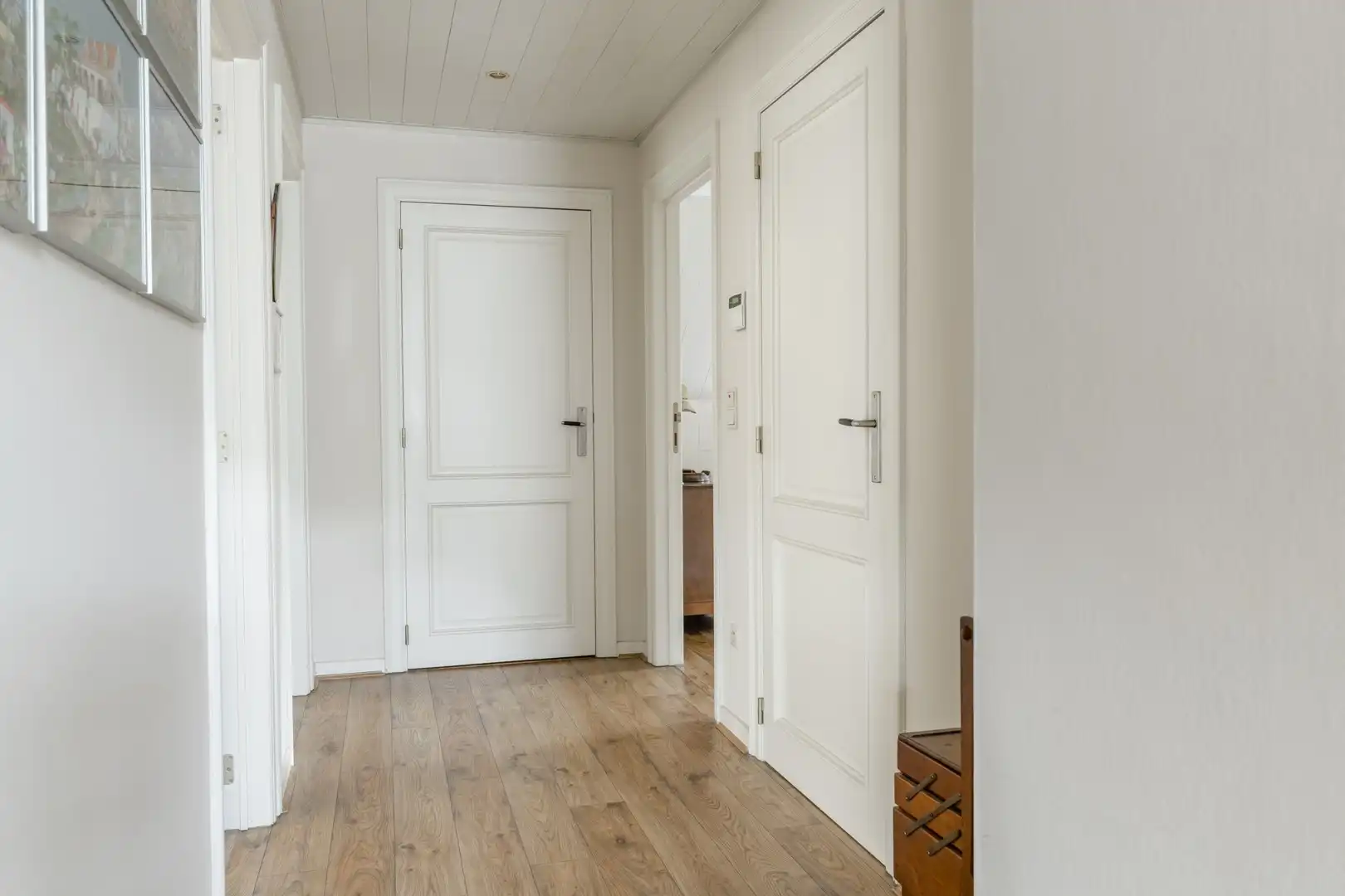 Charmante & sfeervolle, instapklare, energiecorrecte (EPC B) villa-landhuis met 5 slaapkamers, 3 badkamers, bureau én dubbele garage. foto 46