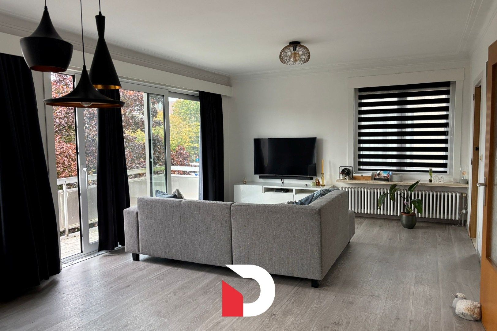Ruim appartement met 3 slaapkamers en garagebox foto 2