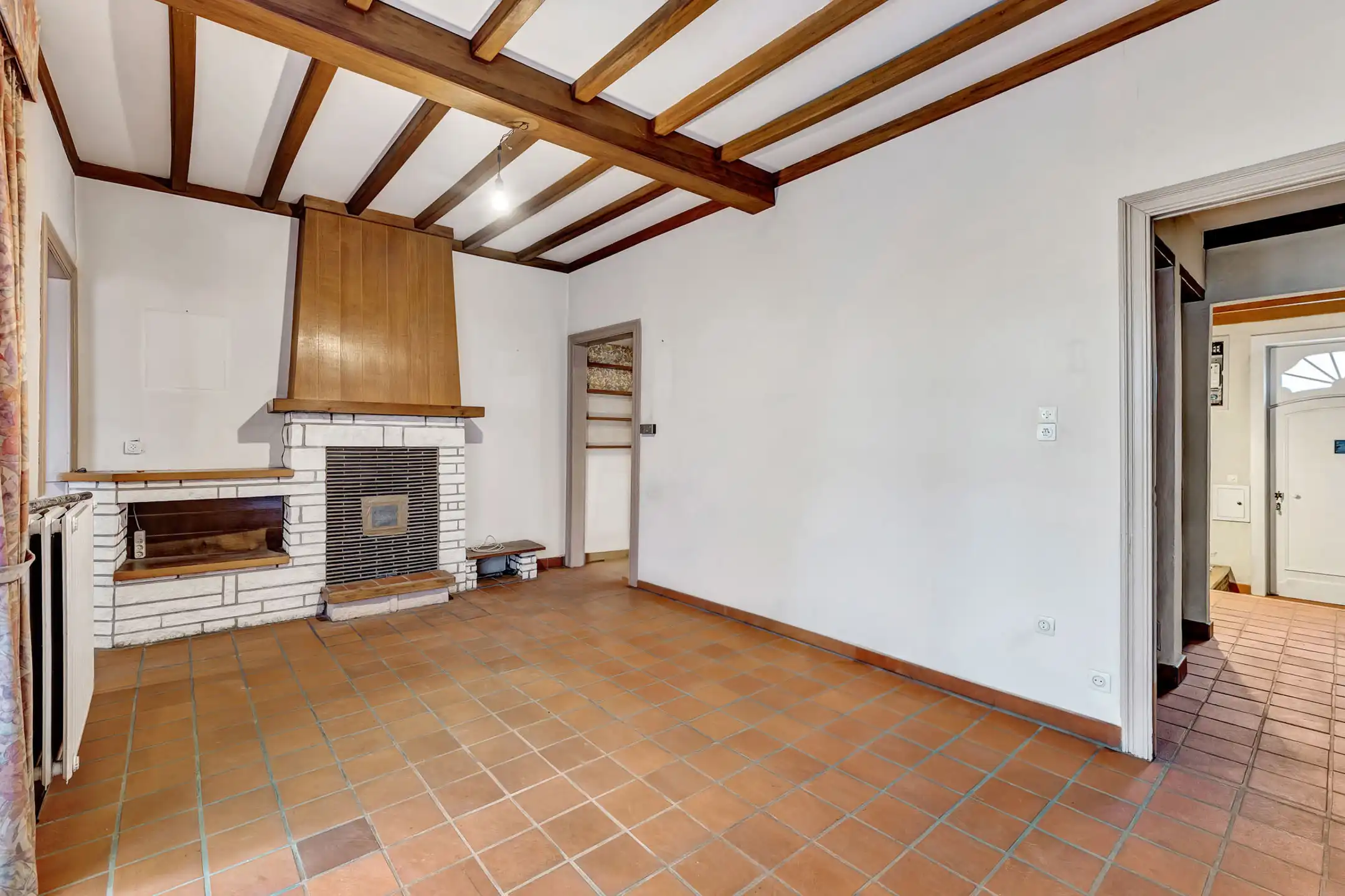 Charmante rijwoning met tuin en garage foto 6