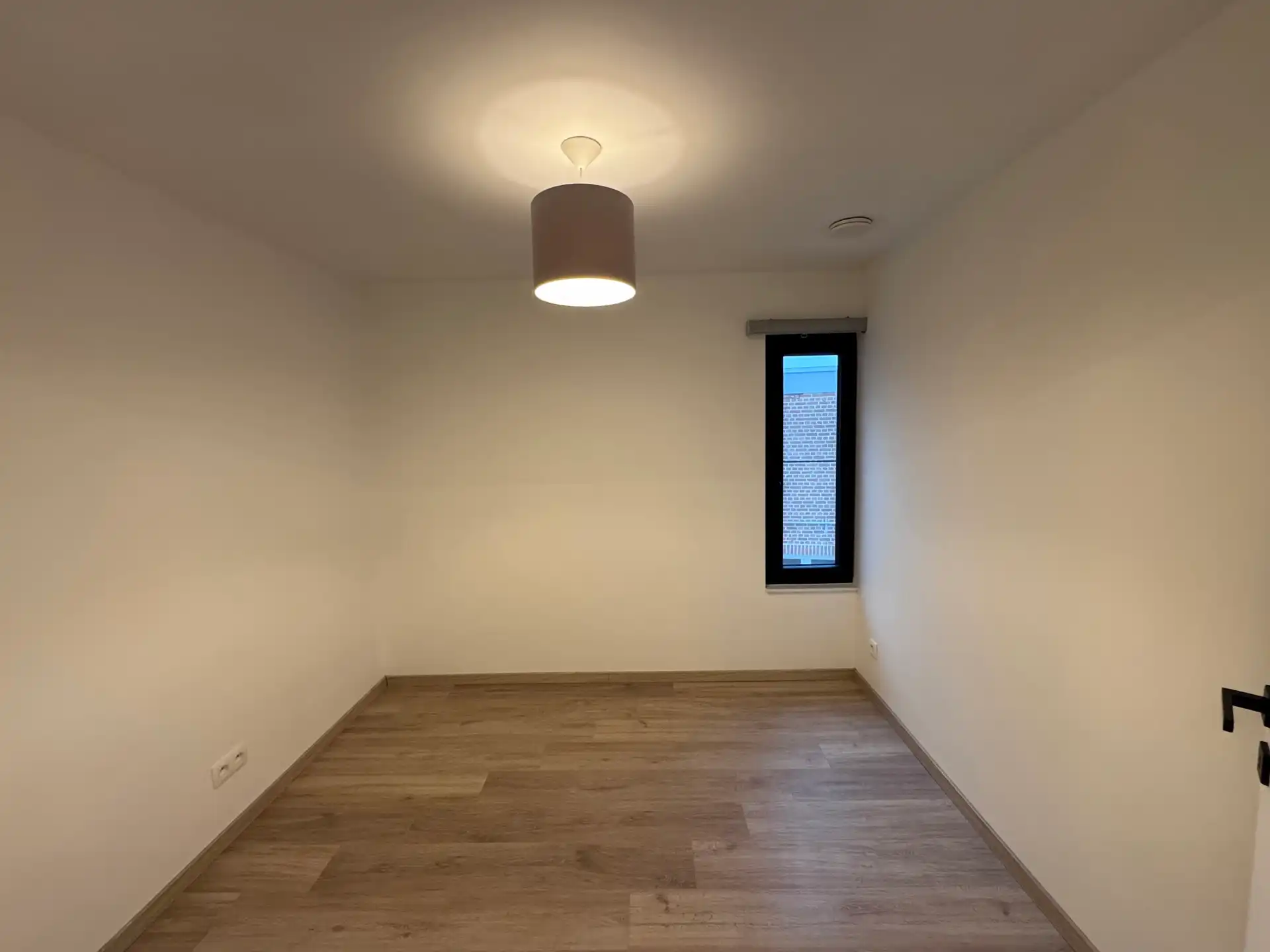 Ruime gezinswoning met 4 slaapkamers foto 7