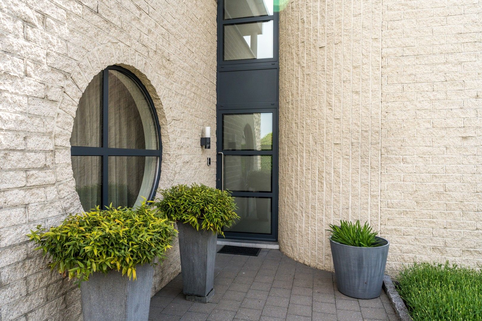 Ruime en kwalitatieve halfopen bebouwing te Bambrugge foto 3
