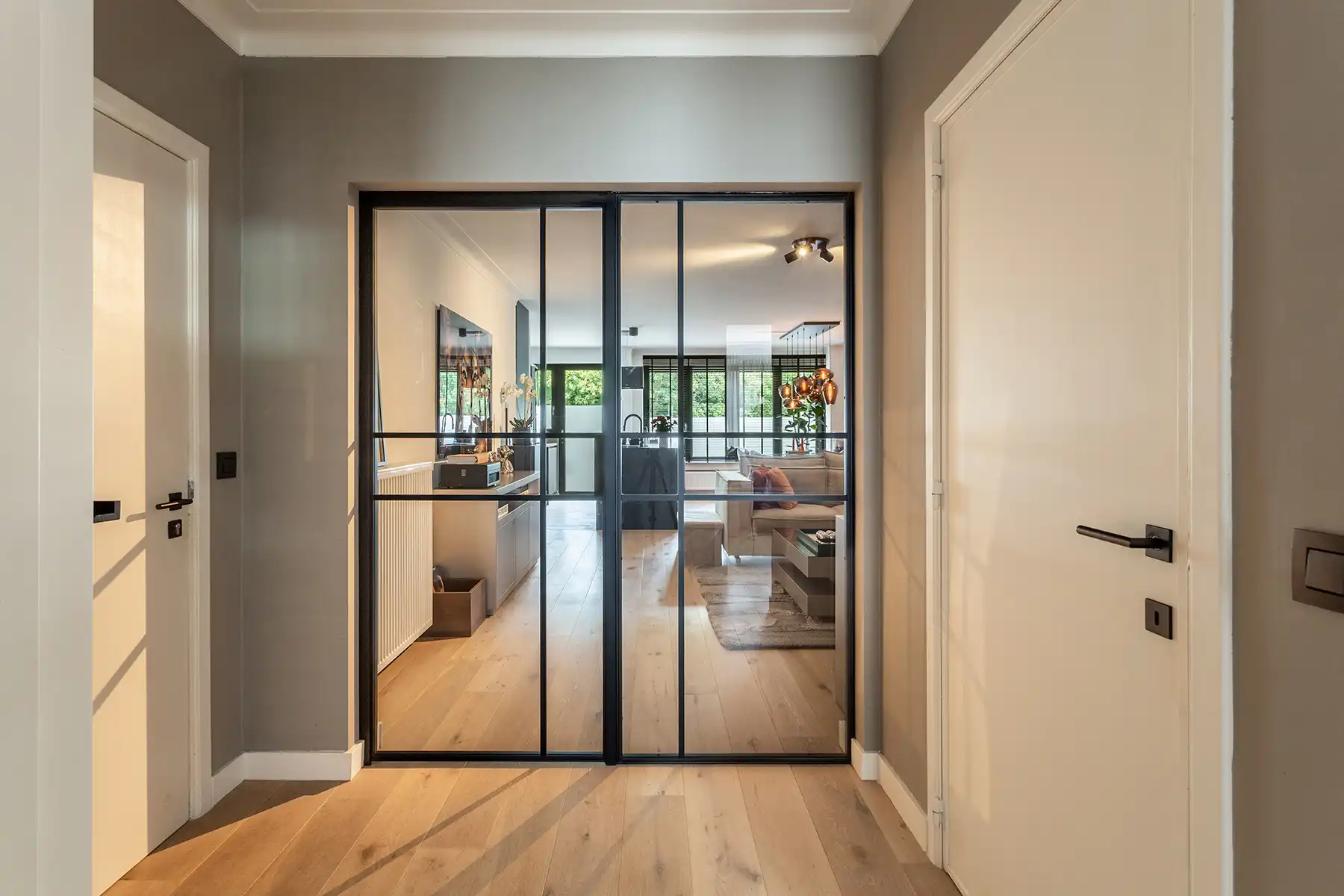 Prachtig vernieuwd app. op toplocatie + garagebox en P foto 12