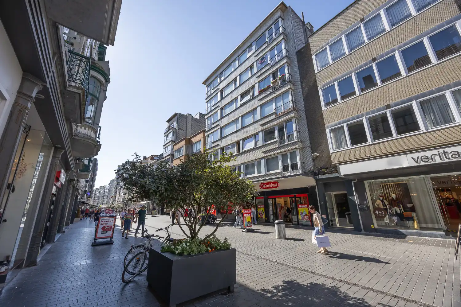 Gerenoveerd appartement in hartje Oostende foto 17