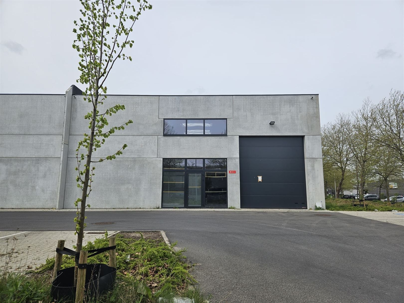 Nieuwbouw KMO-unit foto {{pictureIndex}}