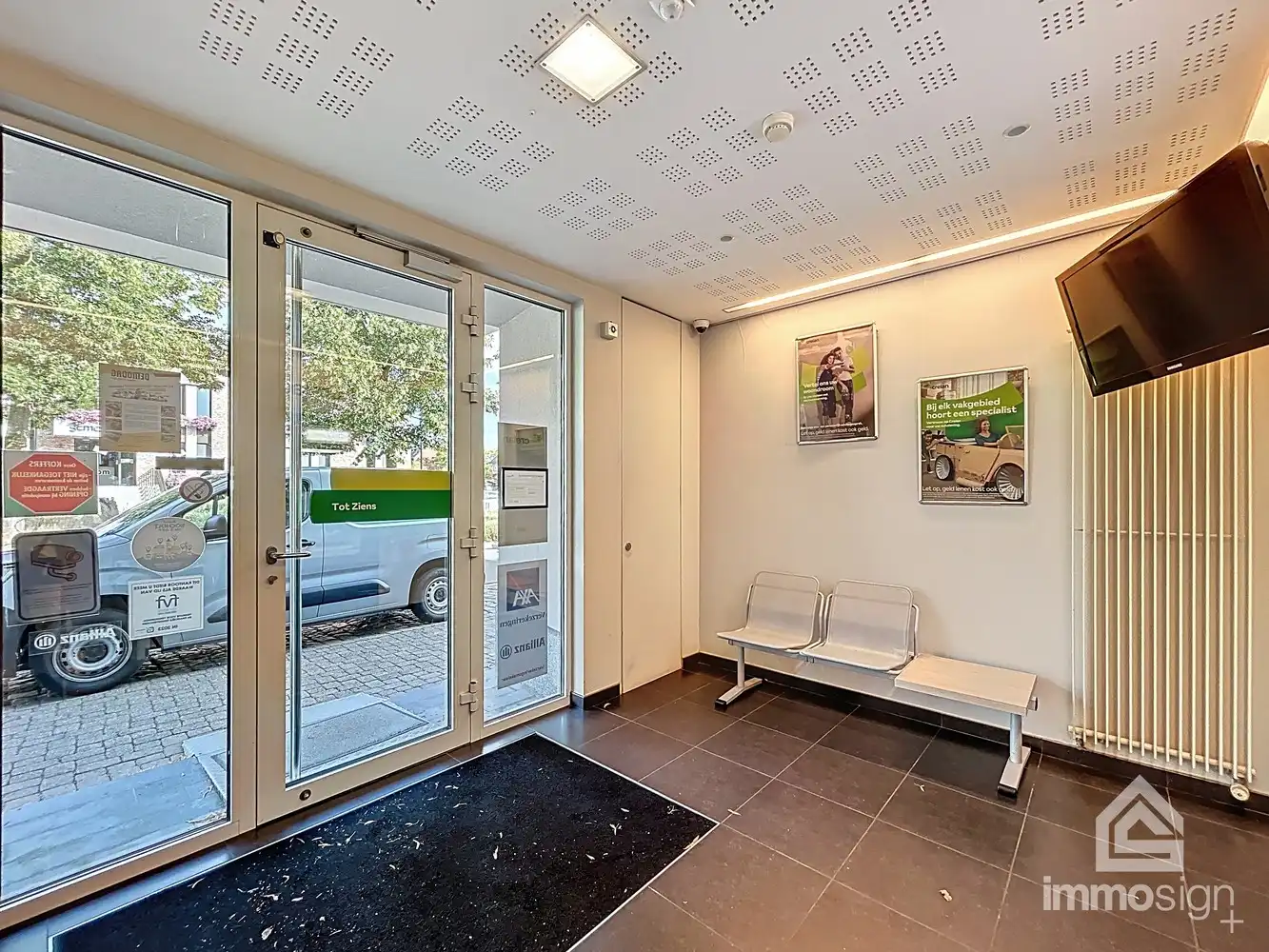 Praktische kantoorruimte in het hart van Bocholt! foto 2