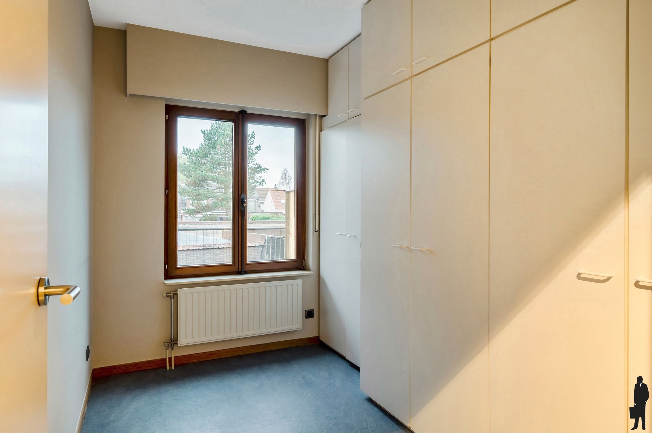 Centraal gelegen appartement met 2 slaapkamers en garagebox! foto 7