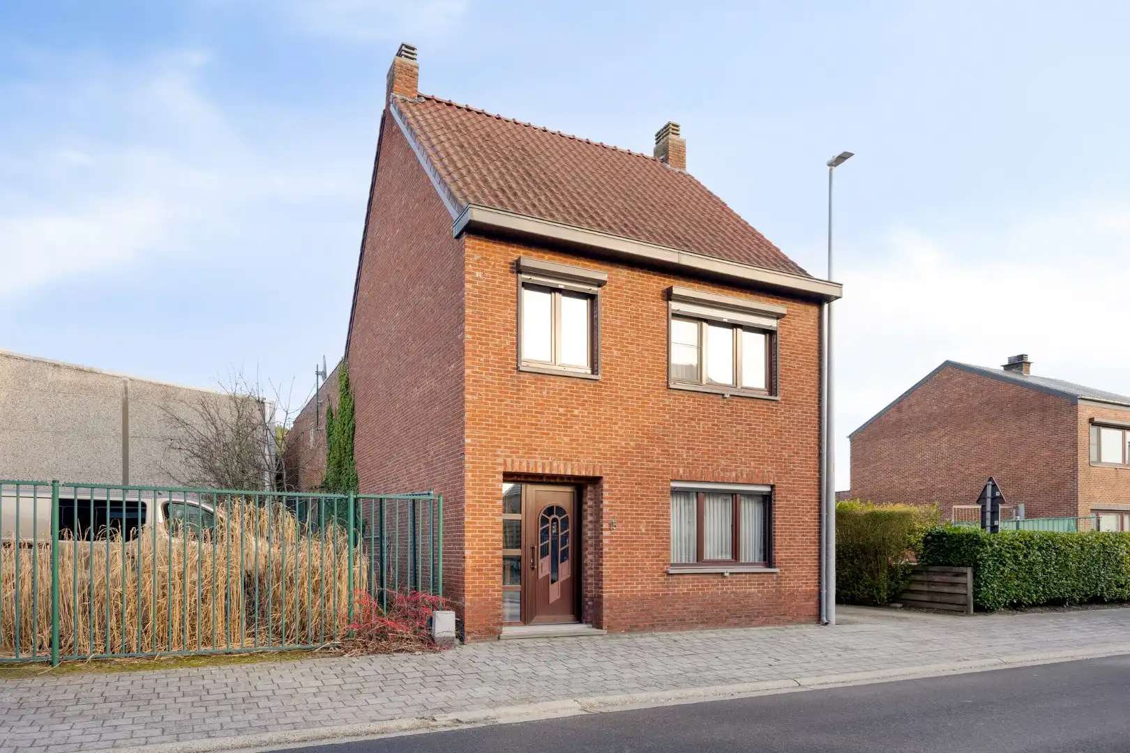 Ruim ingedeelde woning met o.a. 4 slpks op een rustig gelegen perceel van 1.069 m². foto 47