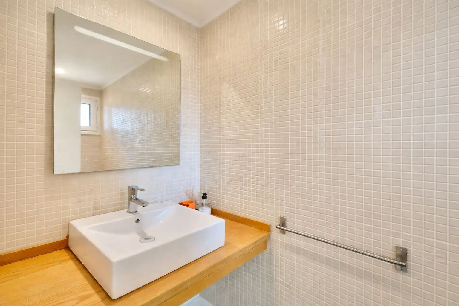 Charmante hoekwoning met zeezicht en dakterras  foto 25