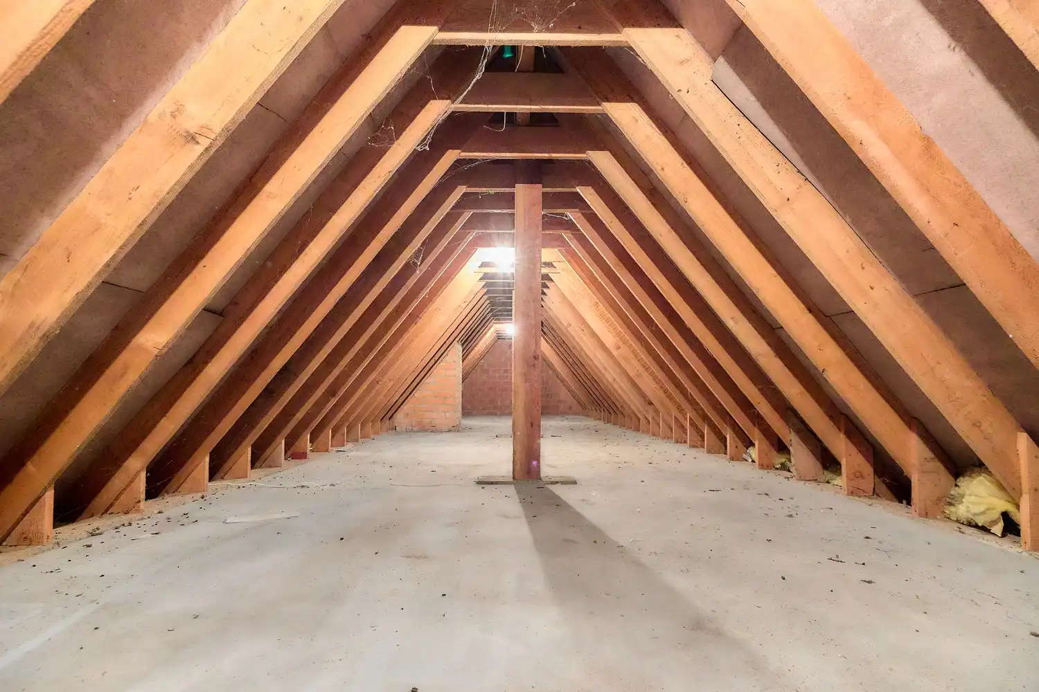 Ruime en degelijk gebouwde villa op groen perceel van 1318m² met zicht op de velden foto 22