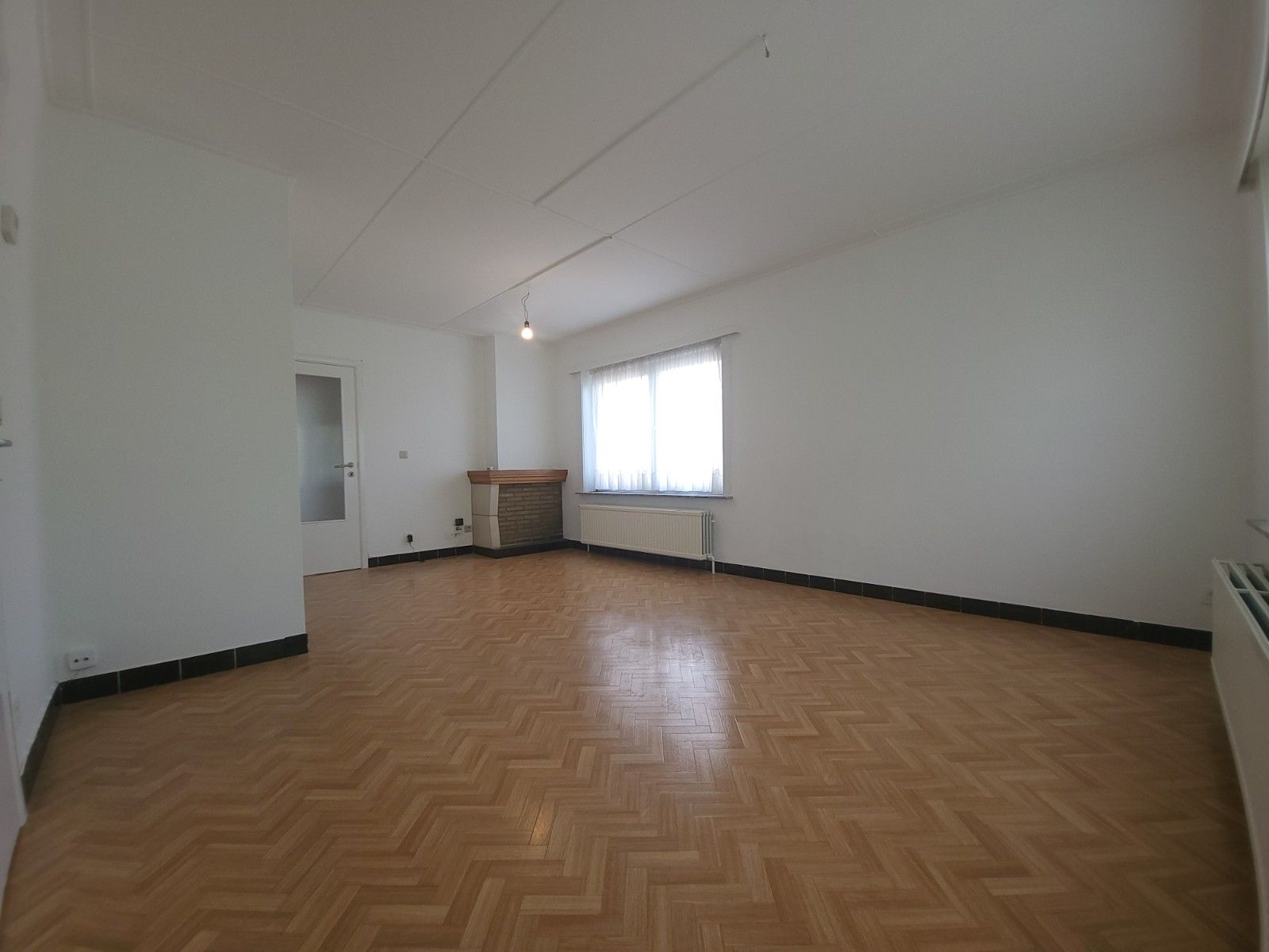 TWEESLAAPKAMER APPARTEMENT MET GARAGE TE WONDELGEM foto 4