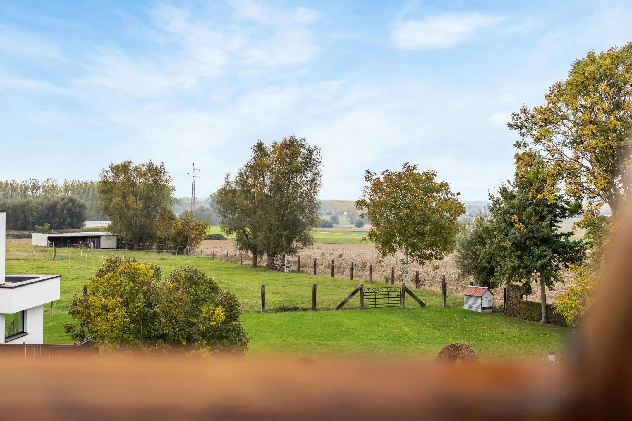 Gunstig gelegen woning 3 slpk met groot atelier/garage 63m² foto 6