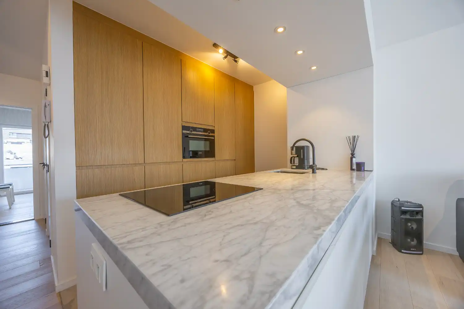 Gerenoveerd appartement in hartje Oostende foto 2