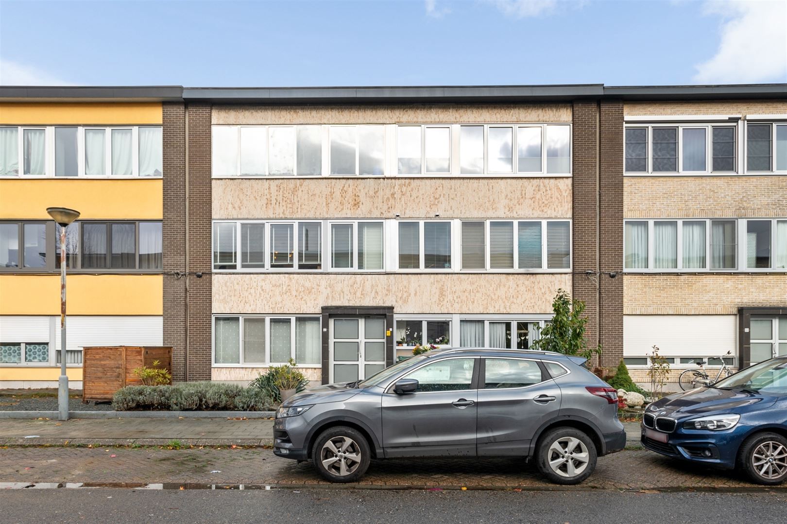 Gerenoveerd appartement met 2 slaapkamers en veranda. foto {{pictureIndex}}