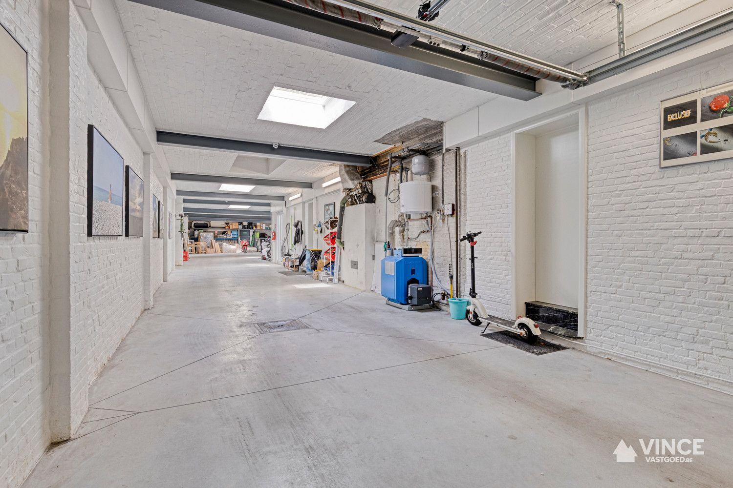 Woning met ruim magazijn foto 5