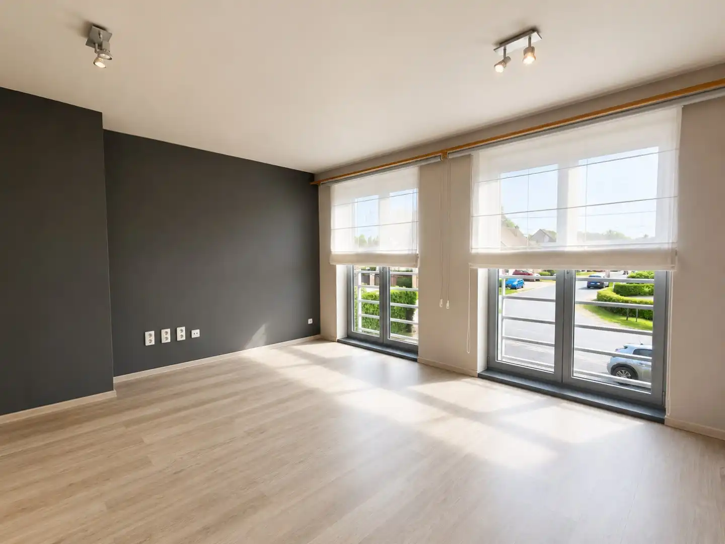 Ruime halfopen bebouwing met garage en 3 slaapkamers in Sint-Niklaas foto 7