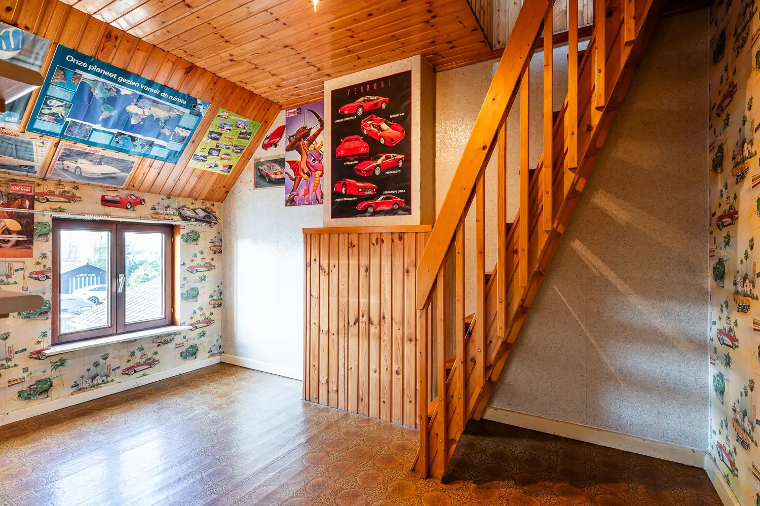 Charmante gesloten bebouwing met ruime tuin en renovatiepotentieel foto 16