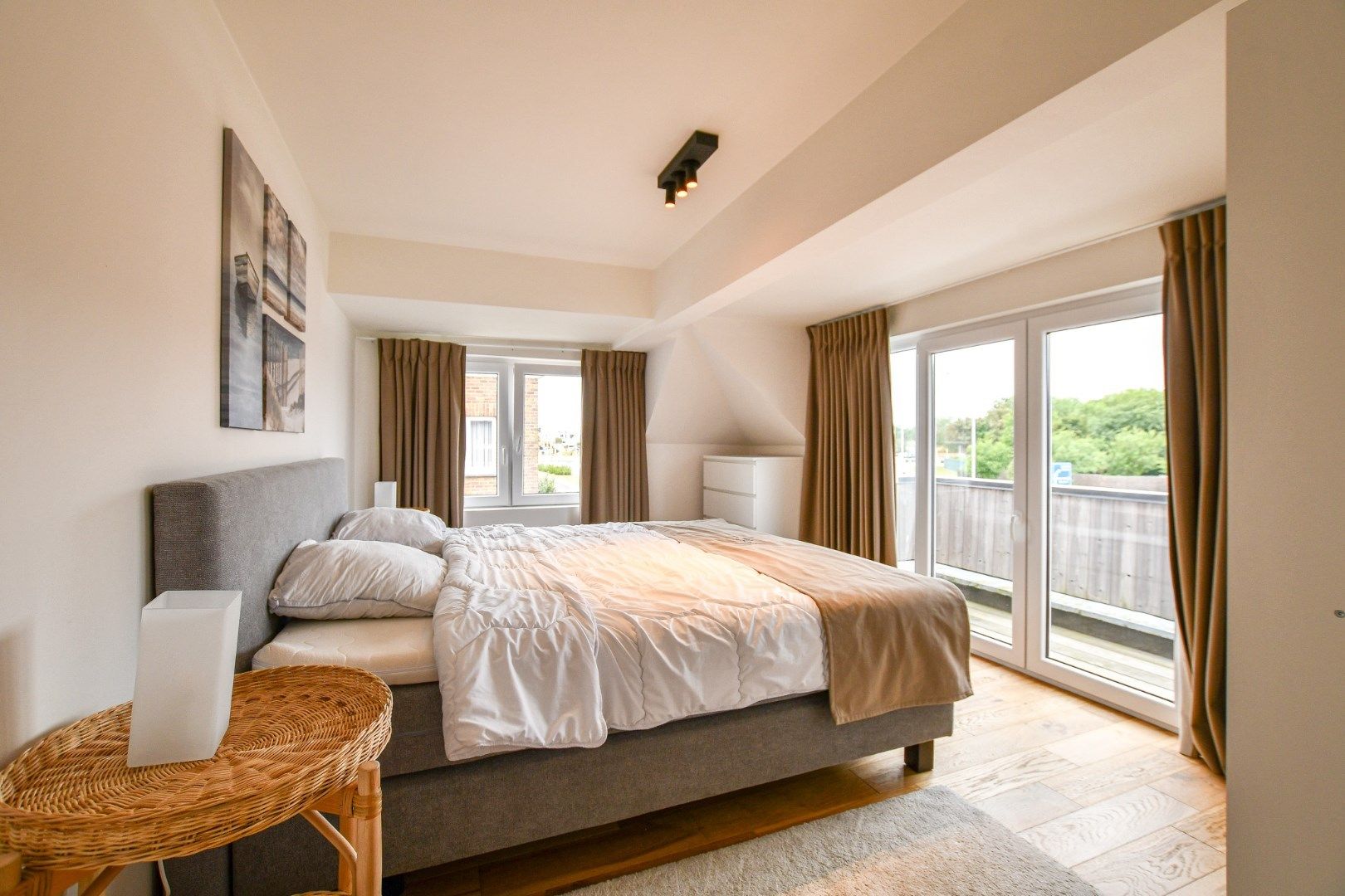 Stijlvol wonen aan zee – energiezuinige woning op topligging in Wenduine foto 16