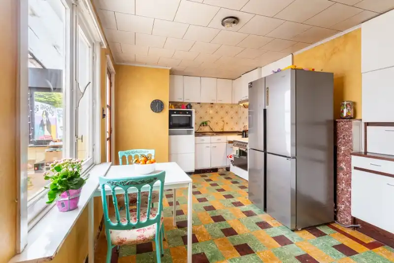 Ruime gezinswoning in rustige straat! foto 9