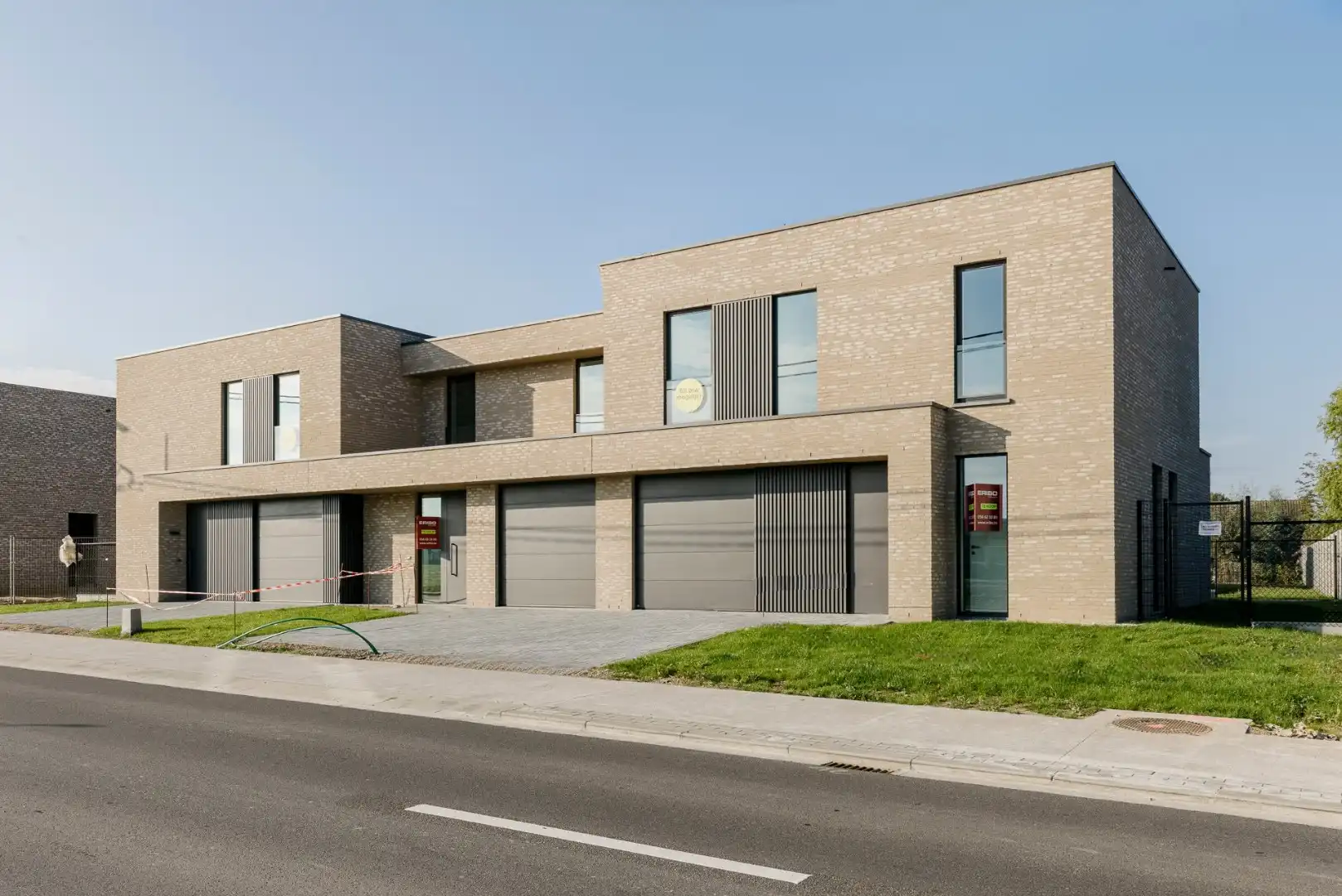 Kwalitatief woonproject met 19 woningen - 6% btw! foto {{pictureIndex}}
