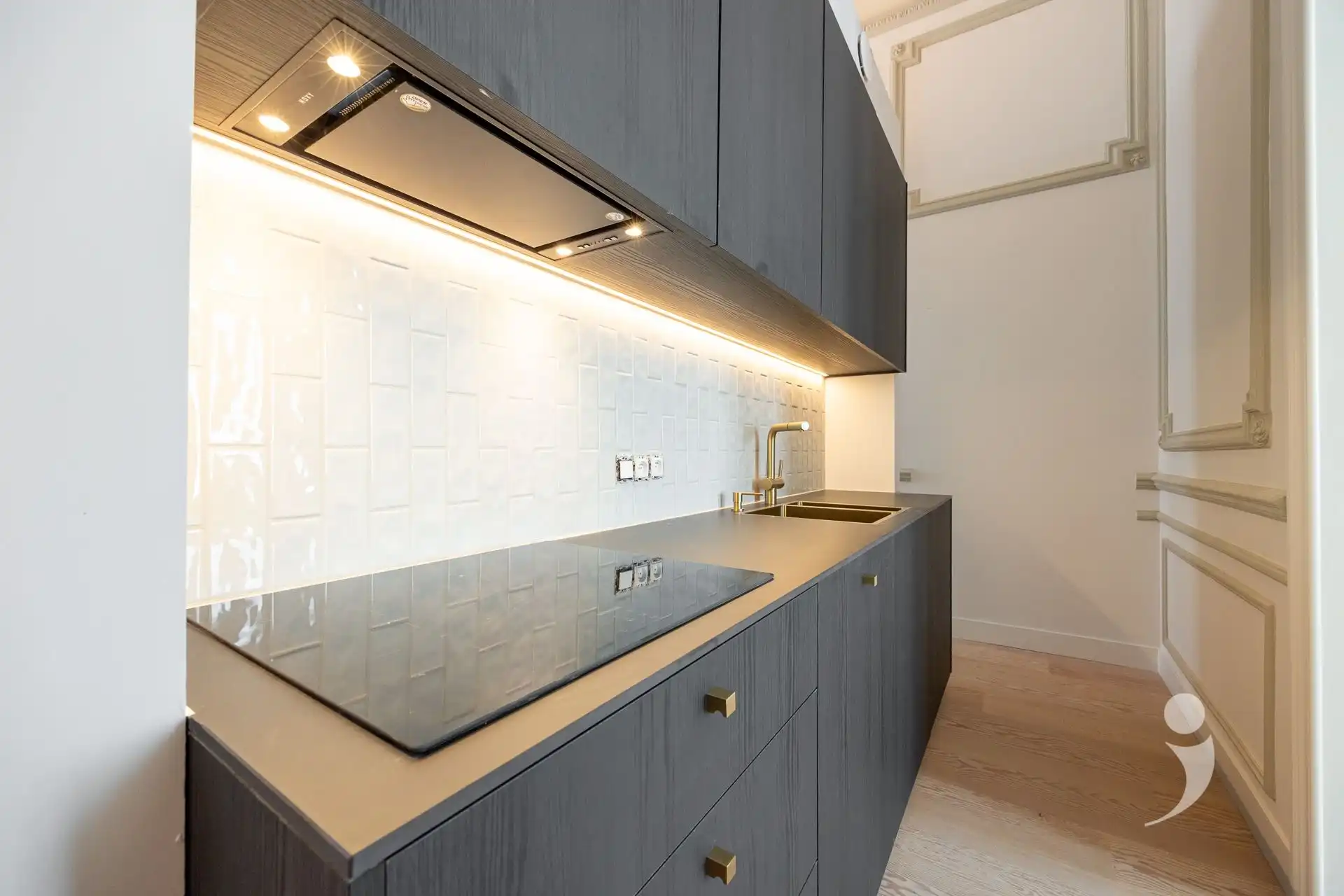 Exclusief gerenoveerd appartement op toplocatie in Leuven foto 10