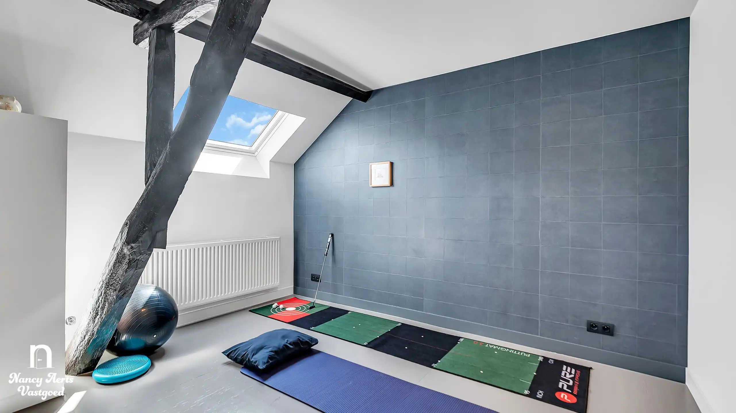 Luxe villa met karakter en hedendaags comfort in het groen foto 22