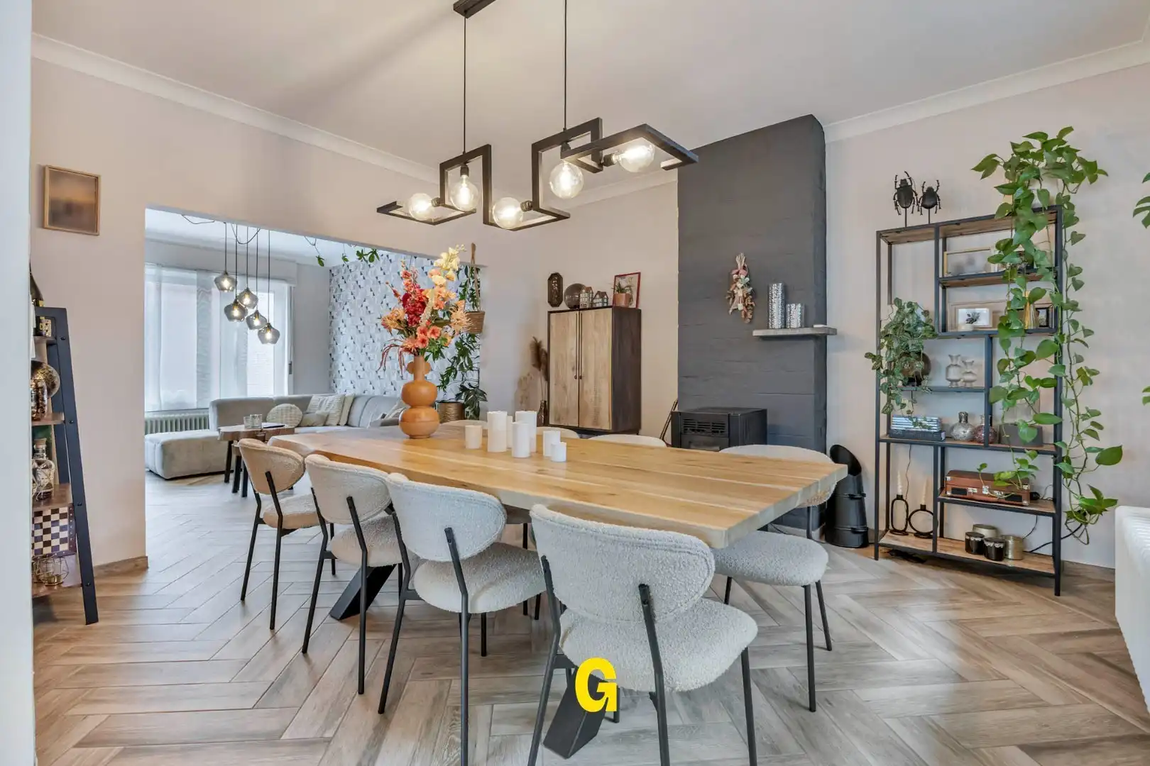 Knap gerenoveerde halfopen woning met drie slaapkamers en tuin op 4a 45ca, vlak bij het centrum van Hoeselt foto 5