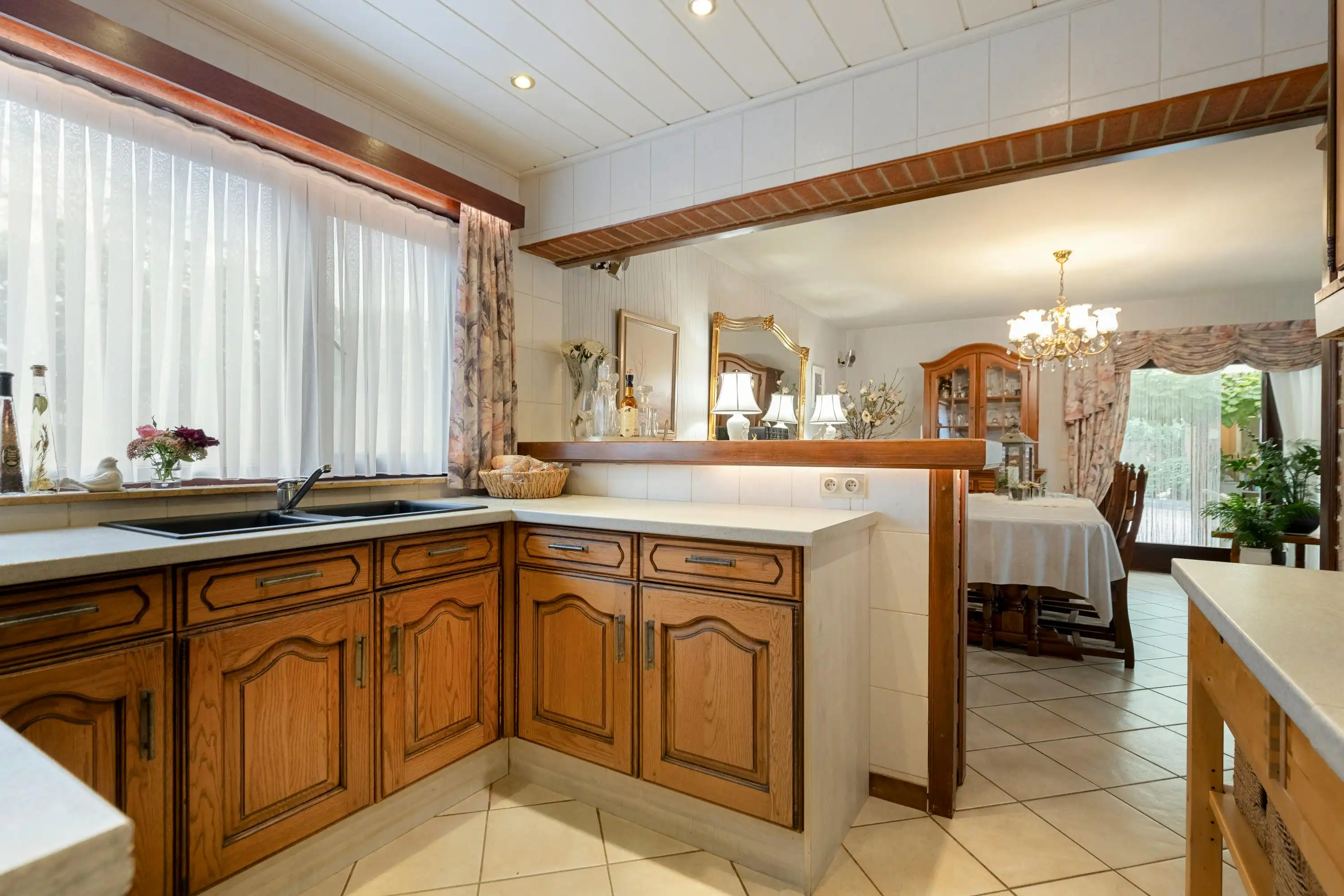 Charmante woning op toplocatie te koop in Sint-Job (Brecht)! foto 8