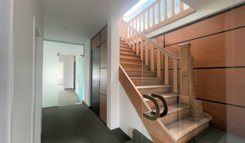Kantoren te huur  in prachtig herenhuis te Antwerpen foto 11