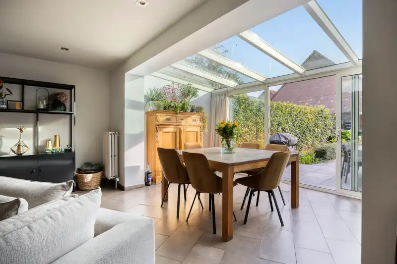 Stijlvolle woning met 4 slaapkamers , tuin, EPC A foto 7